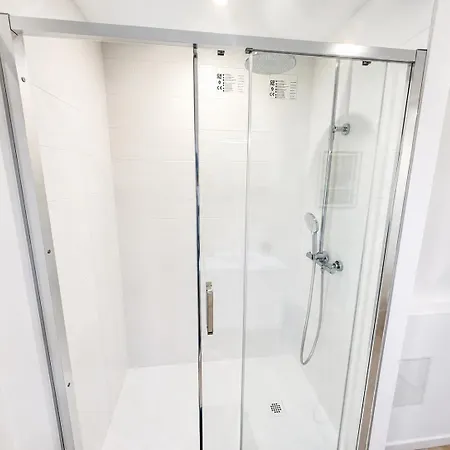 דירה Cosy 5 100m2, Centre Ville, Draps Et Serviettes, Climatise, Parking Gratuit, Tgv, Arenes A Pied 5 Minutes *